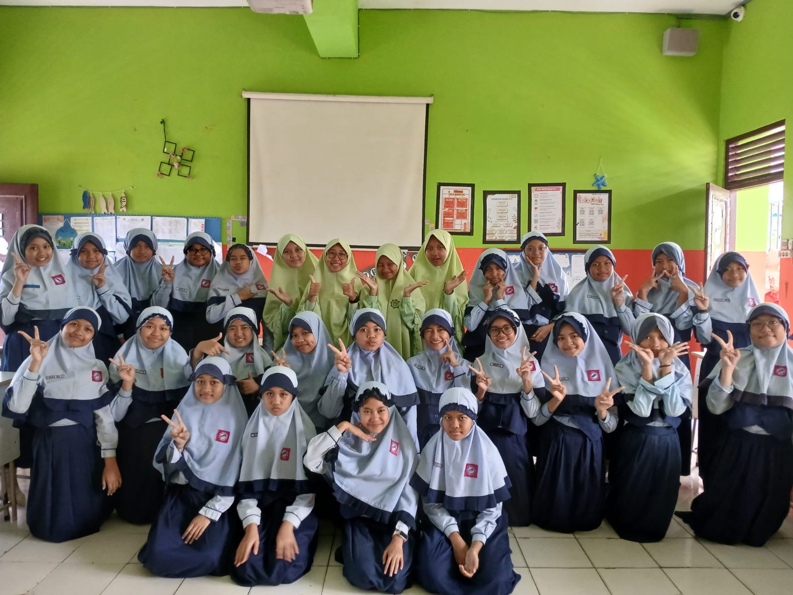 Tentang Sekolah